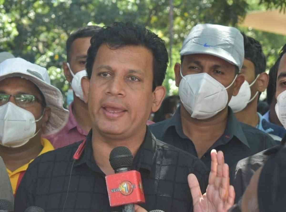 සෞඛ්‍ය වෘත්තීයවේදීන්ගේ අරගලය අඛන්ඩව ඉදිරියට...