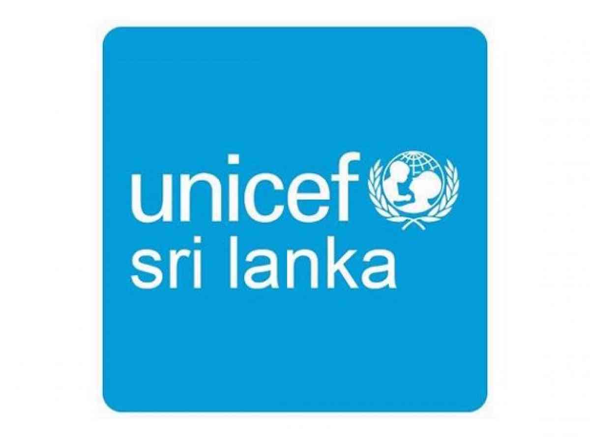 යුනිසෙෆ් ශ්‍රී ලංකා නියෝජිත සහ වෛද්‍ය චමල් සංජීව අතර හදිසි හමුවීමක්