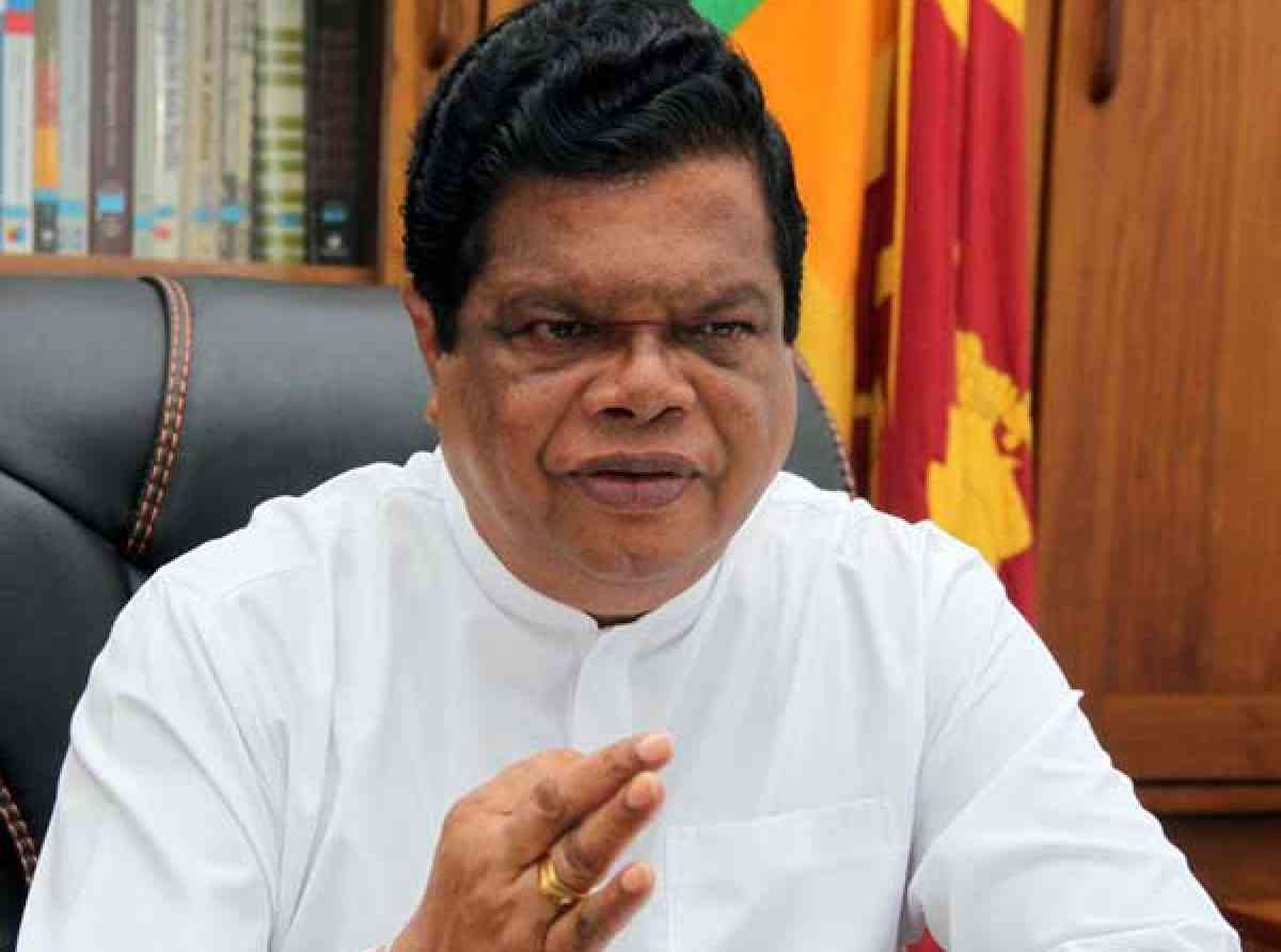 වර්ජකයන්ට එරෙහිව නීතිය ක්‍රියාත්මකයි -ආදායම් ලැබුණොත් සහන දෙනවා