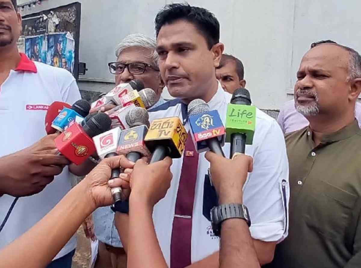 ප්‍රතිජීවක ඖෂධයක් ගැනීමට මිලියන 500 ක් වැඩිපුර ගෙවන්න හදන සෞඛ්‍ය අමාත්‍යාංශයට එරෙහිව අල්ලස් කොමිසමට